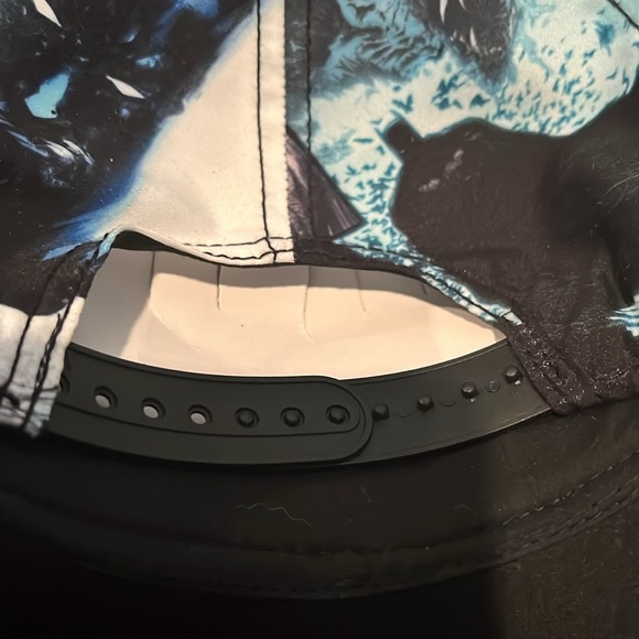 Batman youth hat NWT - Picture 6 of 8